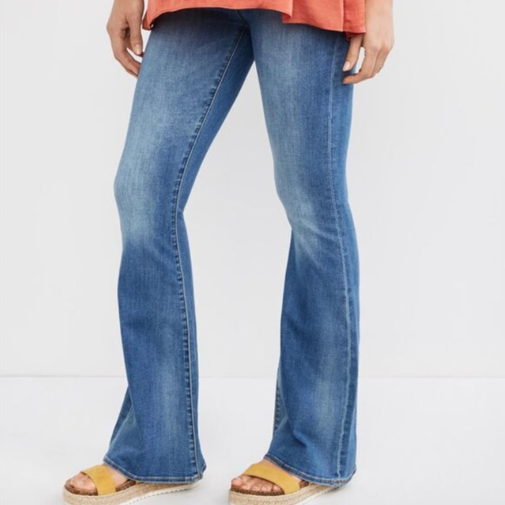 NWT Articles of Society Maternity Jeans